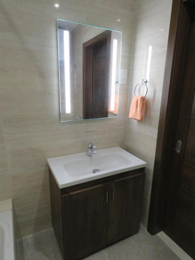 Apartment Aquamarine Sea Front - First Floor