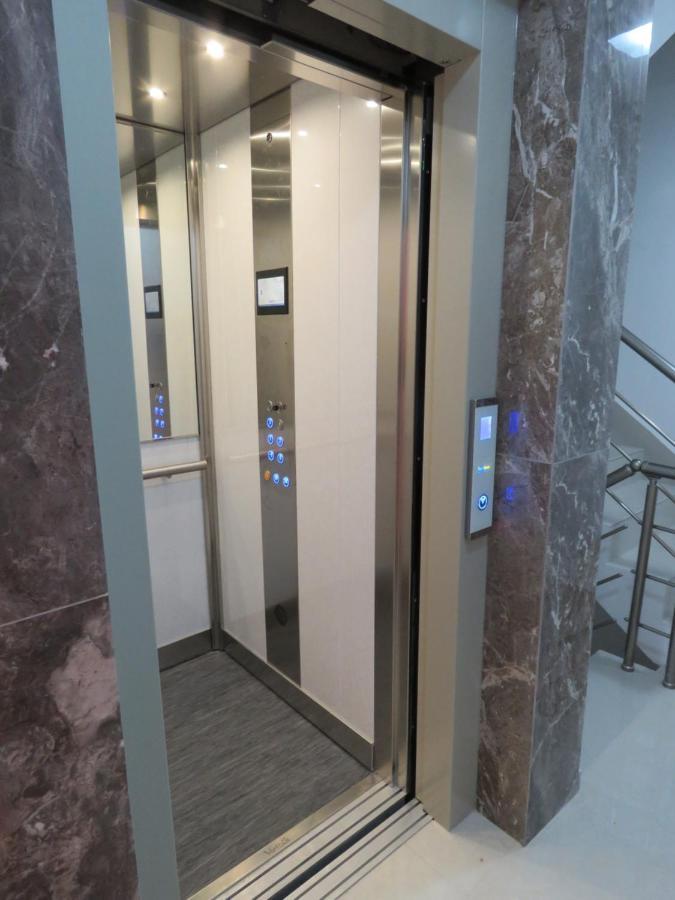 Aquamarine Sea Front - First Floor