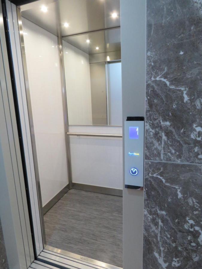 Aquamarine Sea Front - First Floor Apartment Marsaskala