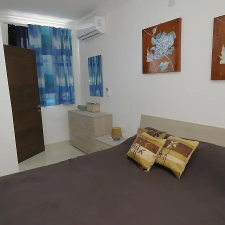 Aquamarine Sea Front Apartments - First Floor Marsaskala Exterior photo